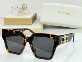 Picture of Versace Sunglasses _SKUfw56704372fw